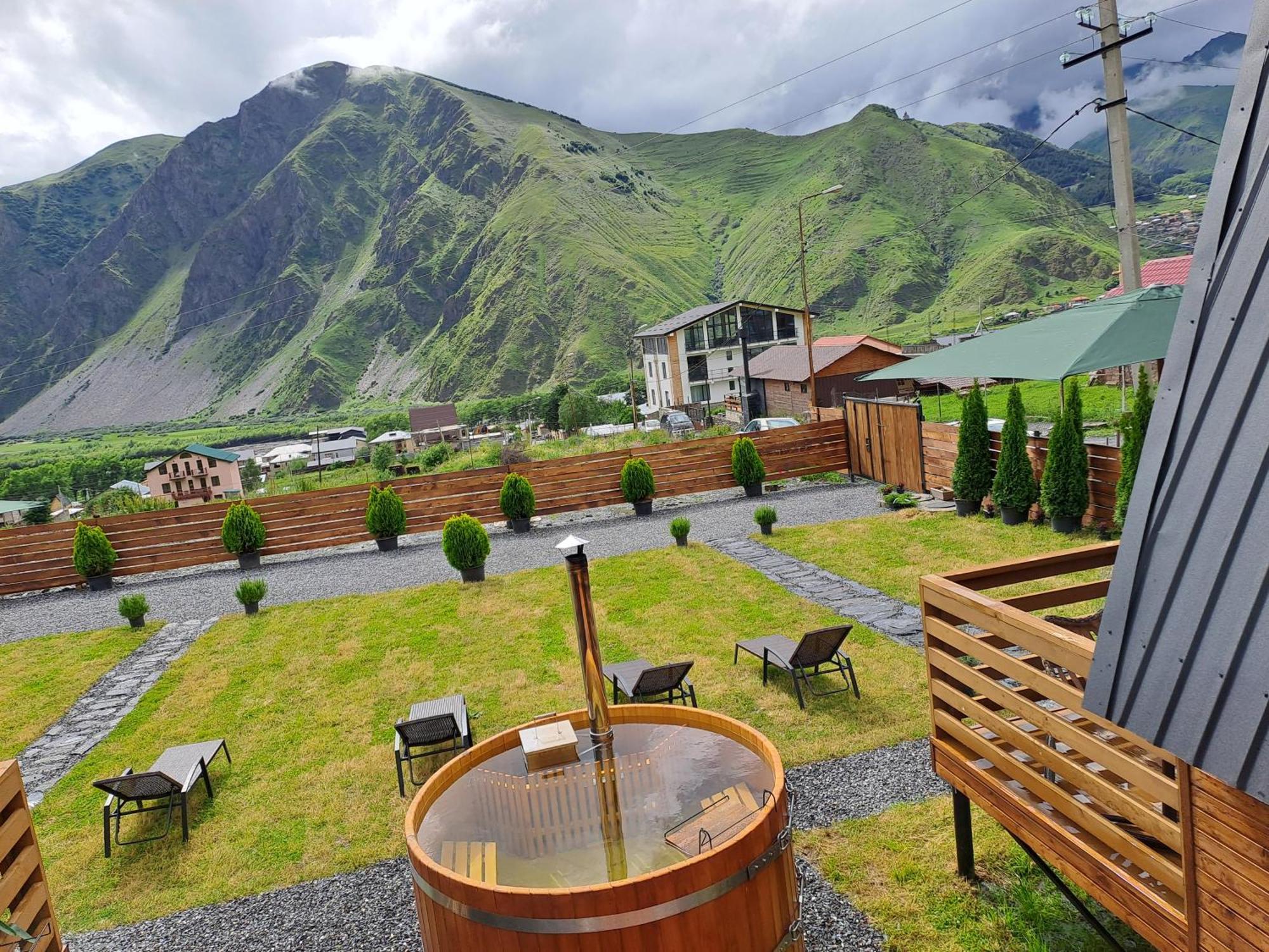 Kazbegi Spa Resort Cottages Exterior foto